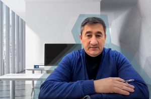 Я открыл свою компанию вместе с братом 13 лет назад, начиная с производства кукурузных палочек под навесом в 50 гектар.